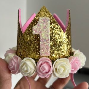Sparkly Gold 1 Birthday Crown worn once for photo